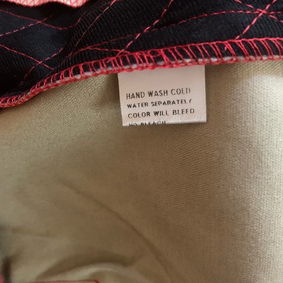 NWT ❤️ GRACIA - Gorgeous Hot Red Quilted Faux Leather Skirt 🔥 Large - Picture 14 of 16